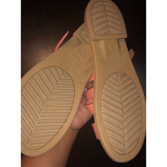 Sandals Crocs W6 - Picture 2 of 3